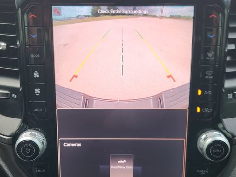 Used 2026 RAM 2500 Tradesman AWD/4WD image 17