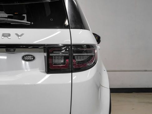 Used 2022 Land Rover Discovery Sport S AWD/4WD image 58