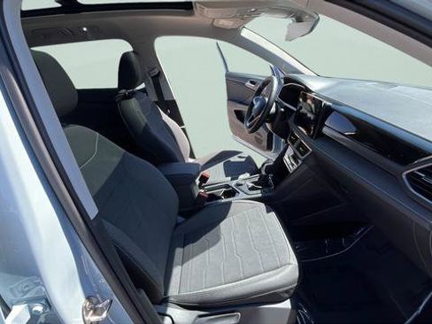New 2026 Volkswagen Taos SE AWD/4WD image 26