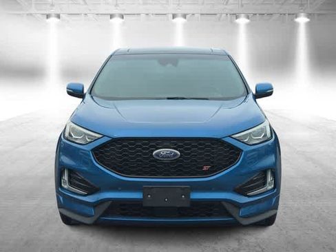 Used 2019 Ford Edge ST w/ Equipment Group 401A AWD/4WD image 3