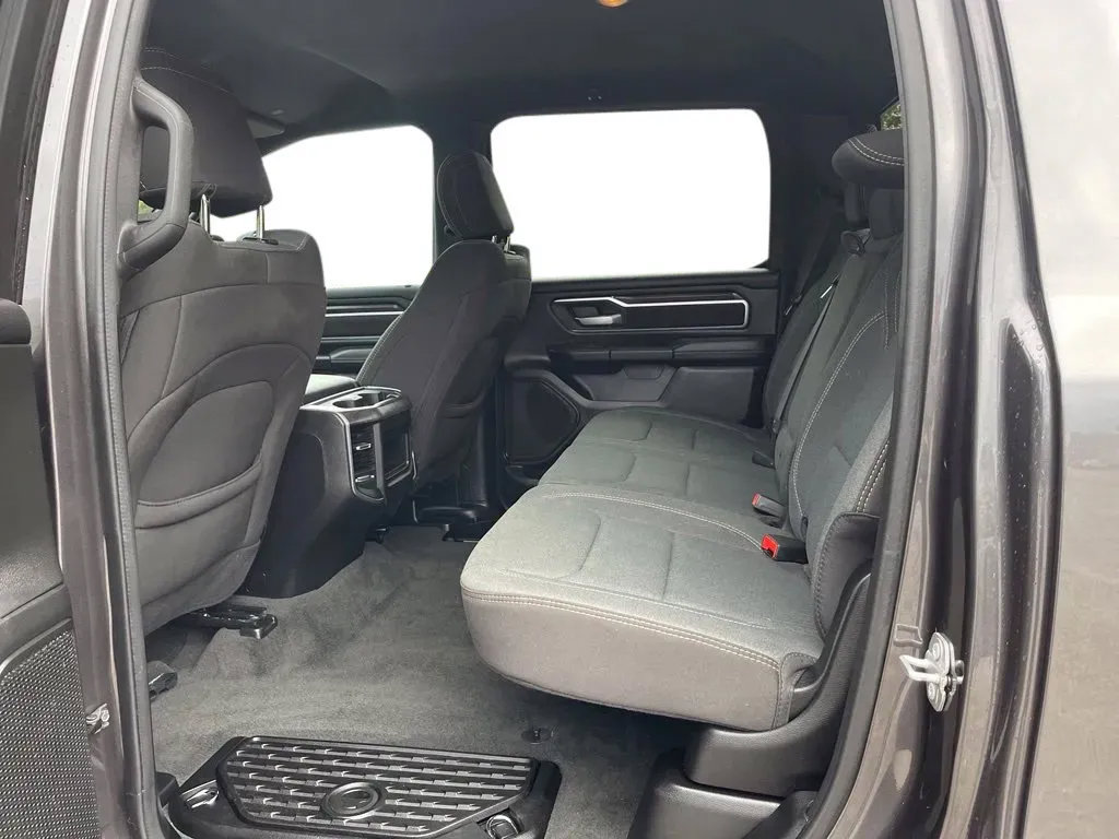 Used 2024 RAM 1500 Big Horn AWD/4WD image 15