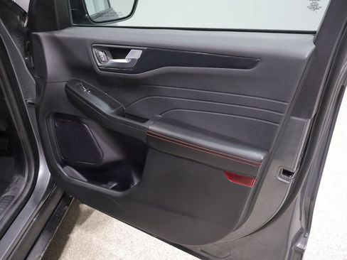Used 2024 Ford Escape ST-Line AWD/4WD image 24