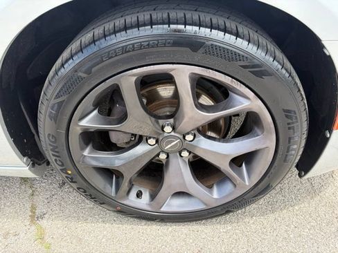 Used 2021 Chrysler 300 S RWD image 12