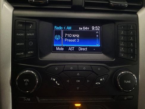 Used 2014 Ford Fusion SE image 25