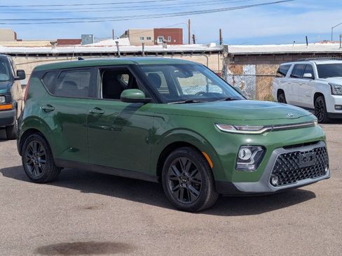 Used 2020 Kia Soul EX FWD image 1