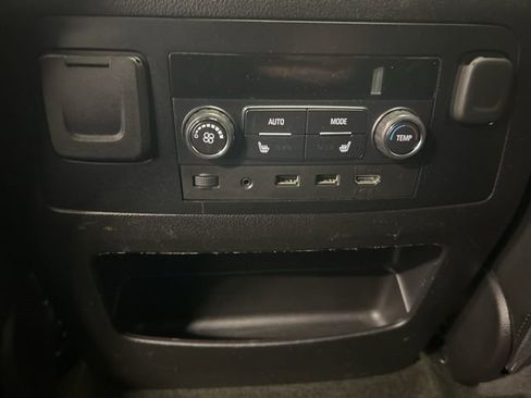 Used 2017 GMC Yukon Denali w/ Open Road Package AWD/4WD image 12