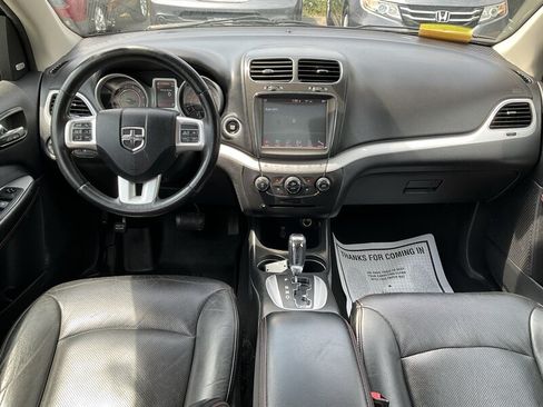 Used 2019 Dodge Journey GT AWD/4WD image 16