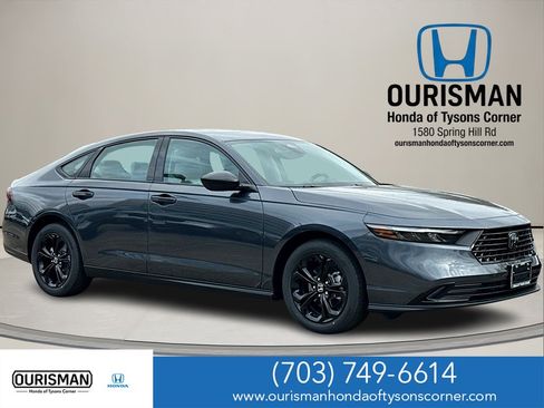 New 2025 Honda Accord SE image 1