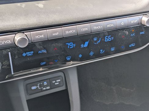Certified 2025 Hyundai Ioniq 5 SEL AWD/4WD image 26