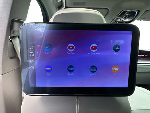 Used 2025 Cadillac Escalade IQ Sport 1 AWD/4WD image 19