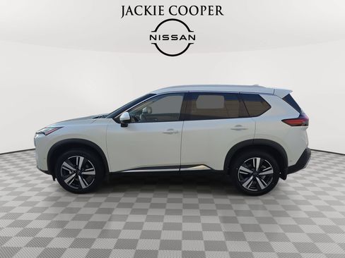 Used 2023 Nissan Rogue Platinum w/ Platinum Premium Package FWD image 8