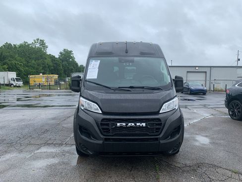 Used 2023 RAM ProMaster 2500 FWD image 9