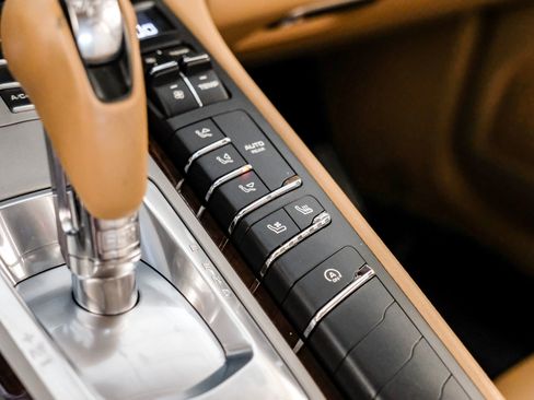 Used 2015 Porsche Panamera S w/ Premium Package Plus image 23