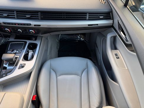 Used 2019 Audi Q7 2.0T Premium Plus w/ Premium Plus Package image 18