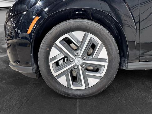 Used 2023 Hyundai Kona SEL FWD image 34