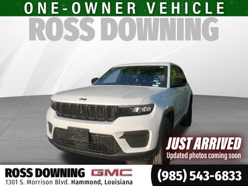 Used 2025 Jeep Grand Cherokee Altitude AWD/4WD image 1