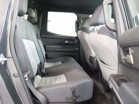 Used 2024 Toyota Tacoma TRD Sport w/ TRD Sport Upgrade Package RWD image 18