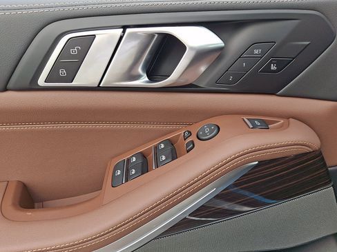 New 2026 BMW X5 xDrive40i AWD/4WD image 8