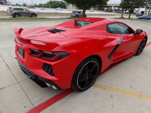Used 2021 Chevrolet Corvette Stingray Premium Conv w/ Z51 Performance Package RWD image 16