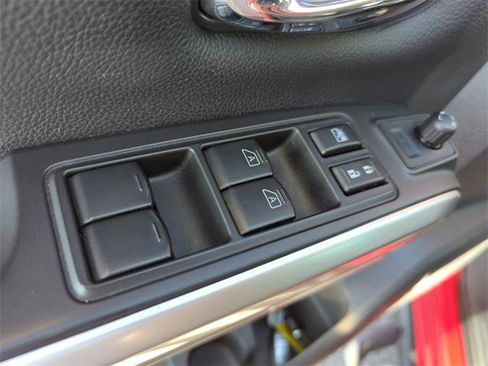 Certified 2021 Nissan Titan SV w/ SV Convenience Package image 26