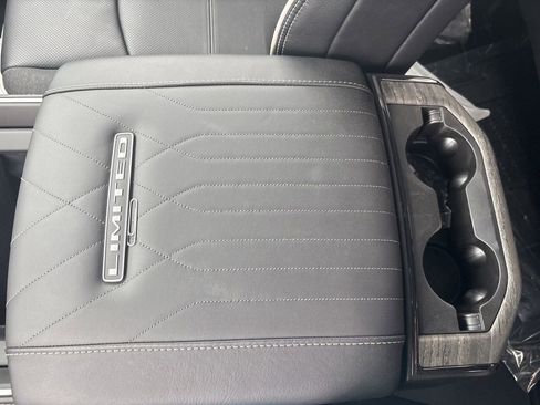 New 2026 RAM 3500 Limited AWD/4WD image 31