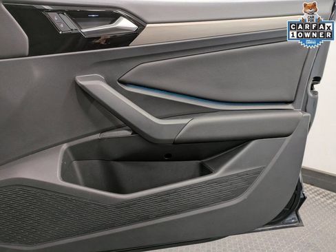 Used 2021 Volkswagen Jetta SEL Premium image 29