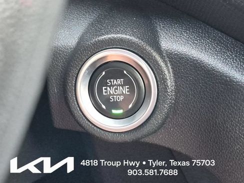 Used 2022 Chevrolet TrailBlazer LT FWD image 31