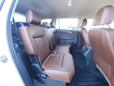 Used 2023 Volkswagen Atlas SE image 17