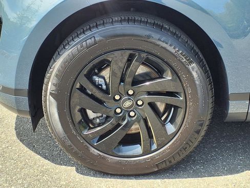 Certified 2025 Land Rover Range Rover Evoque S image 9