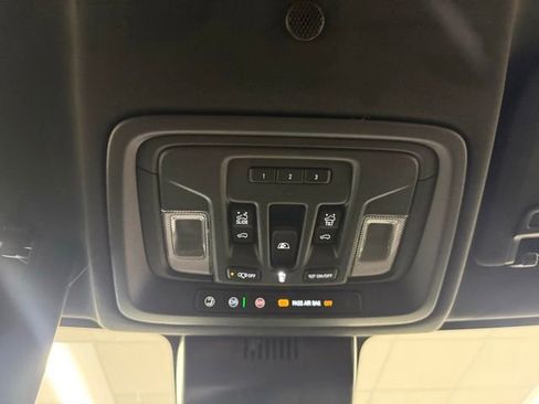 New 2026 GMC Sierra 2500 Denali Ultimate AWD/4WD image 18