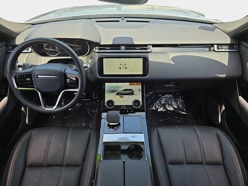 Certified 2022 Land Rover Range Rover Velar R-Dynamic S AWD/4WD image 9