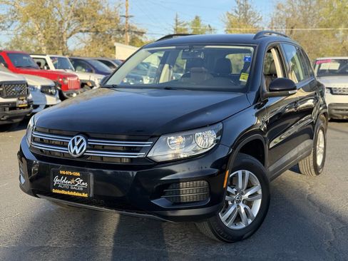 Used 2016 Volkswagen Tiguan S image 1