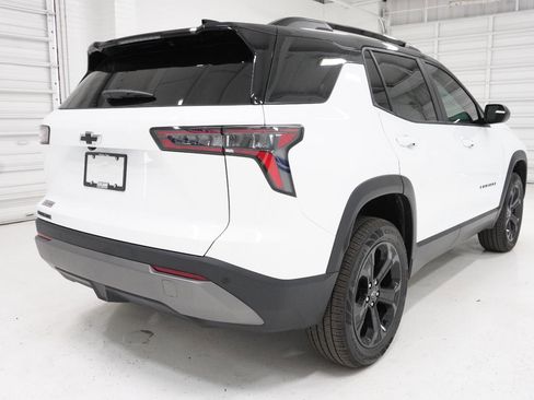 New 2026 Chevrolet Equinox LT w/ Midnight Edition FWD image 5