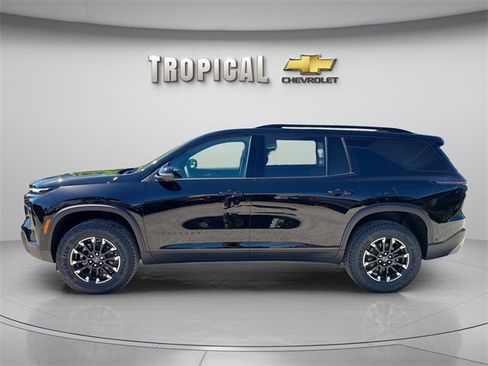 New 2026 Chevrolet Traverse Z71 w/ Enhanced Driving Package image 2