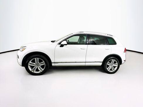 Used 2012 Volkswagen Touareg VR6 AWD/4WD image 4