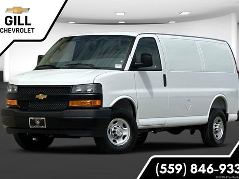 New 2026 Chevrolet Express 3500 RWD image 1