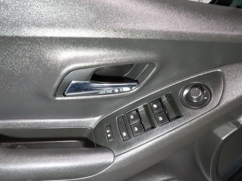 Used 2020 Chevrolet Trax LS w/ LPO, Protection Package FWD image 7