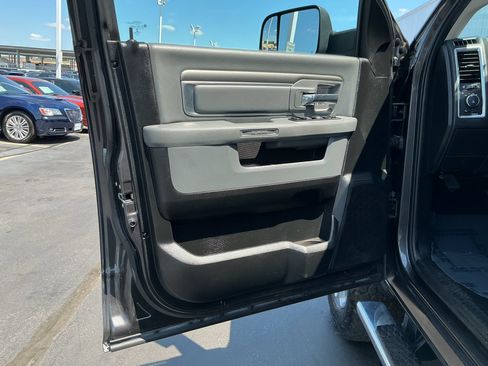 Used 2018 RAM 2500 Big Horn AWD/4WD image 10