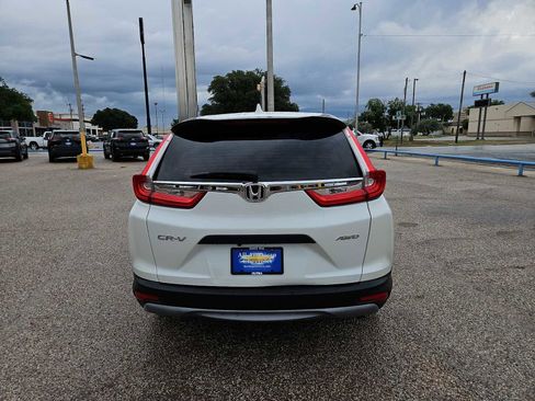 Used 2018 Honda CR-V LX image 7