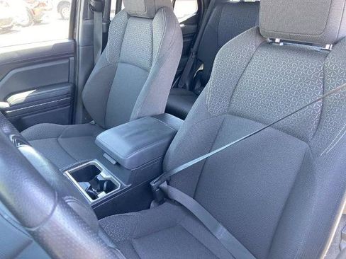 Used 2025 Toyota 4Runner SR5 AWD/4WD image 14