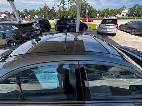Used 2008 Mercedes-Benz E 350 4MATIC Sedan image 11