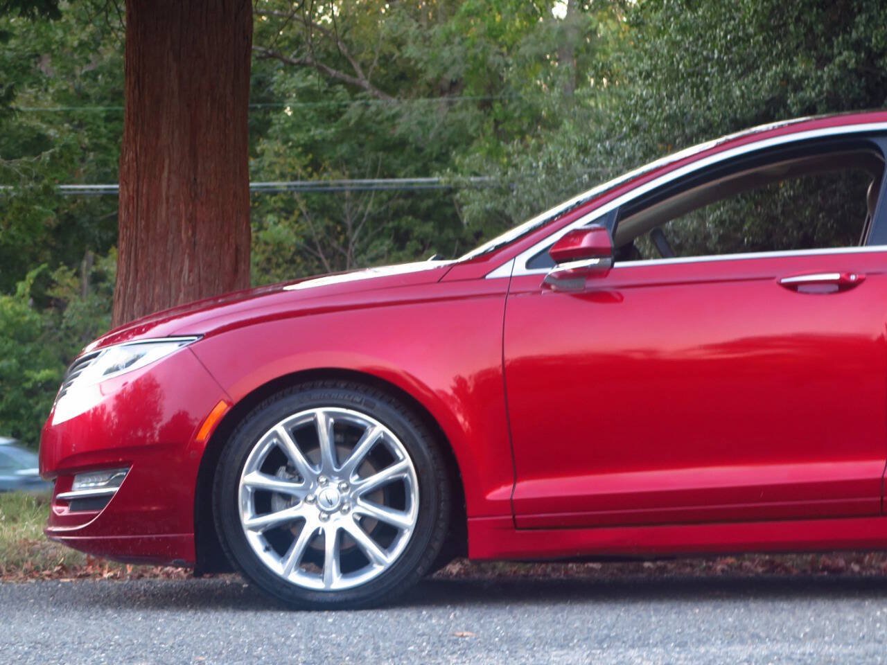 Used 2015 Lincoln MKZ Hybrid w/ Equipment Group 202A Reserve FWD image 36