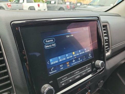 Used 2024 Nissan Frontier SV RWD image 18