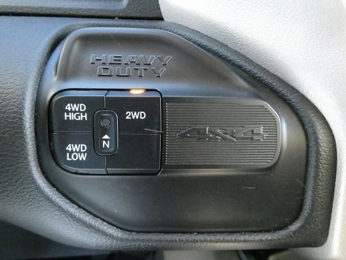 Used 2024 RAM 3500 Laramie image 29