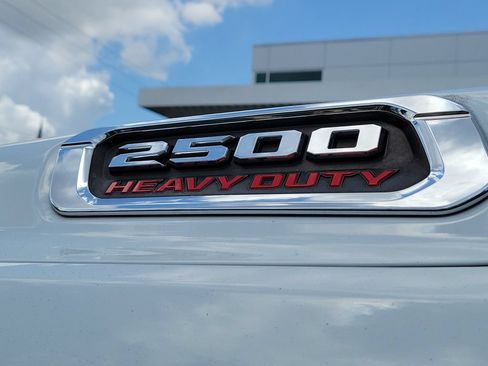 Used 2022 RAM 2500 Big Horn AWD/4WD image 9