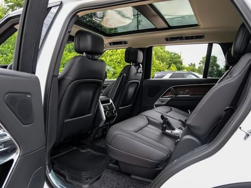New 2026 Land Rover Range Rover Long Wheelbase SE AWD/4WD image 29
