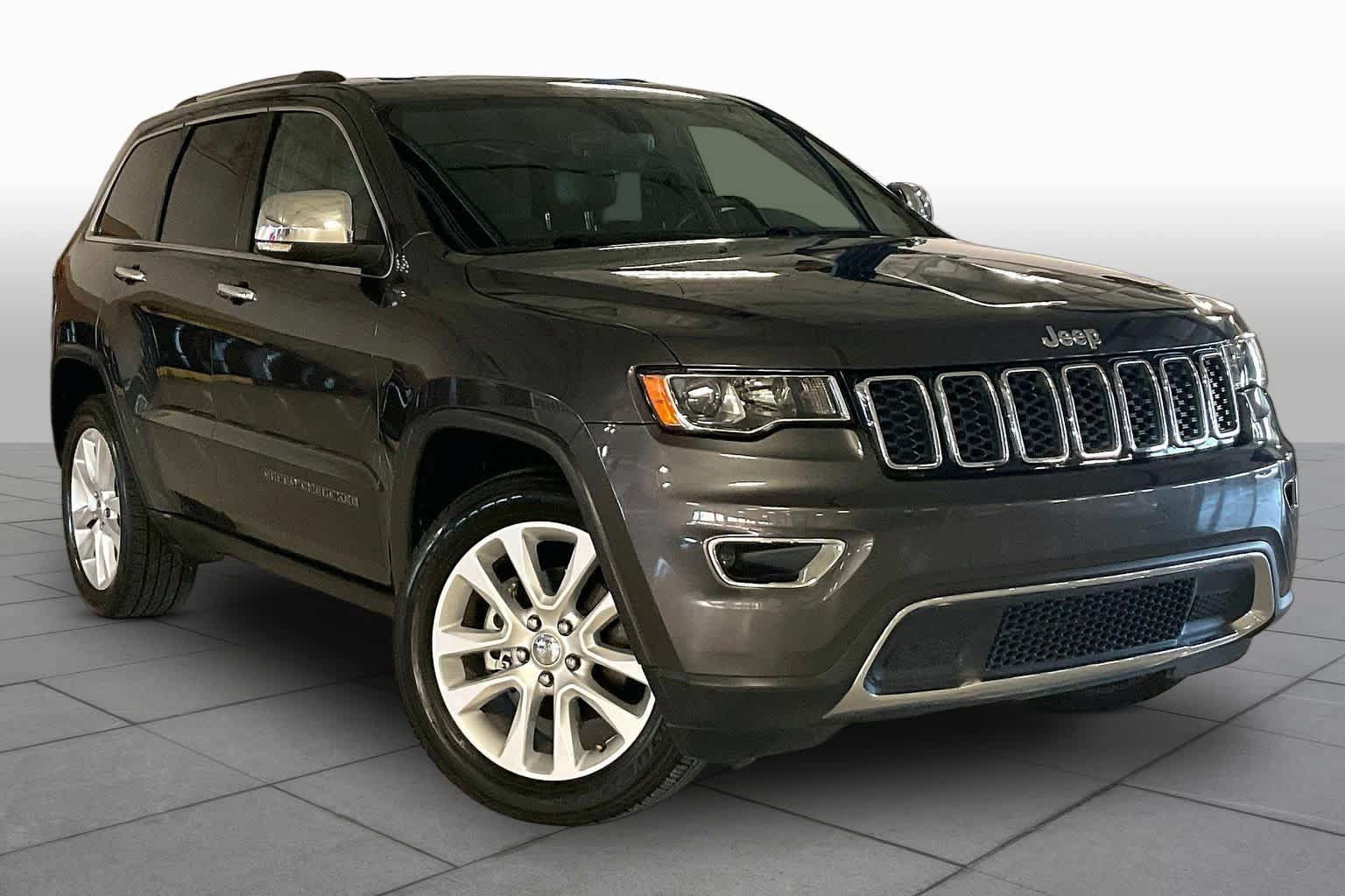 Used 2017 Jeep Grand Cherokee Limited RWD image 2