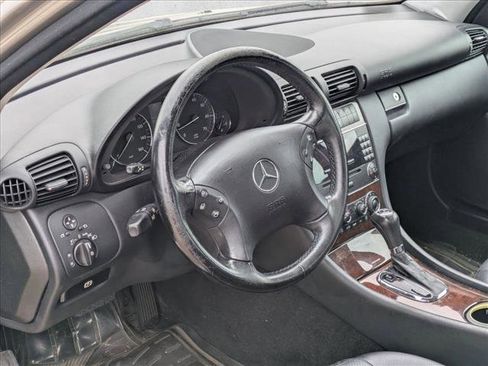 Used 2006 Mercedes-Benz C 280 Sedan image 11