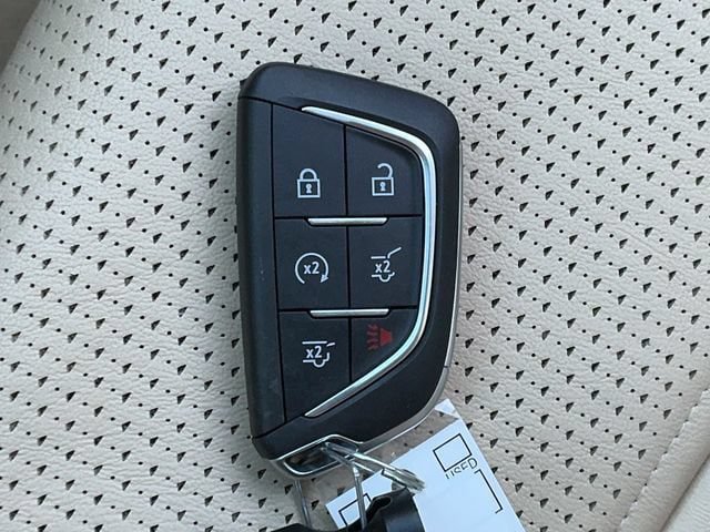 Used 2023 Cadillac Escalade Premium Luxury w/ Performance Package AWD/4WD image 37
