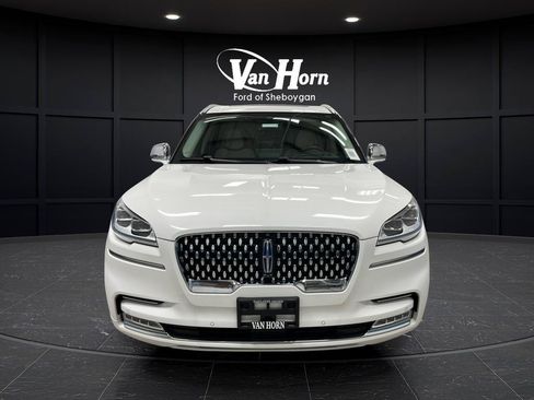 Used 2022 Lincoln Aviator Black Label Grand Touring w/ Class IV Trailer Tow Package AWD/4WD image 8